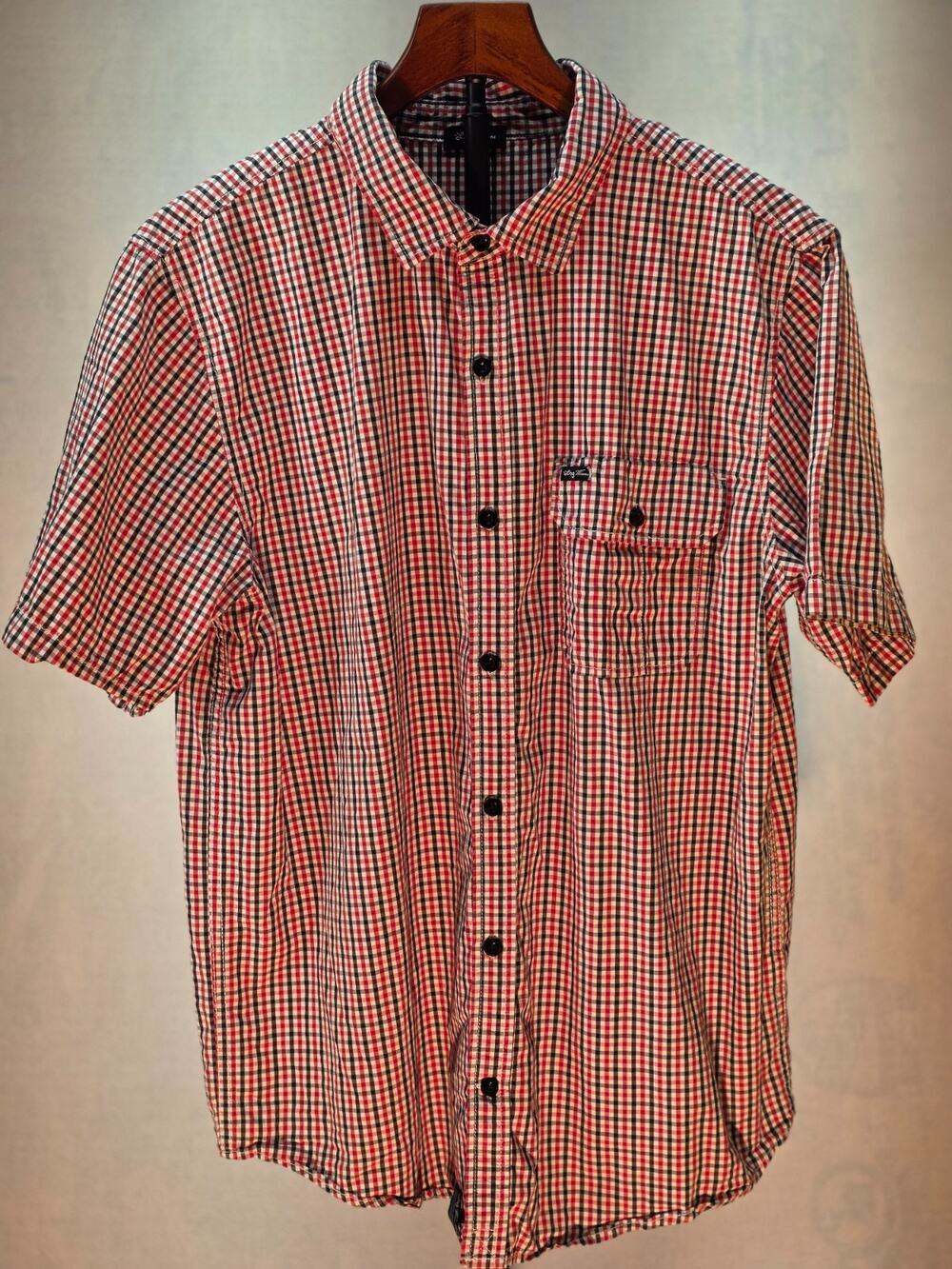 LRG Woven Men's Short Sleeve Button Up Shirt Large Red Black Gingham Pocket